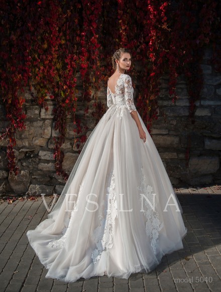 Коллекция «Flower on the stone»: Свадебное платье, модель 5040 фото №2