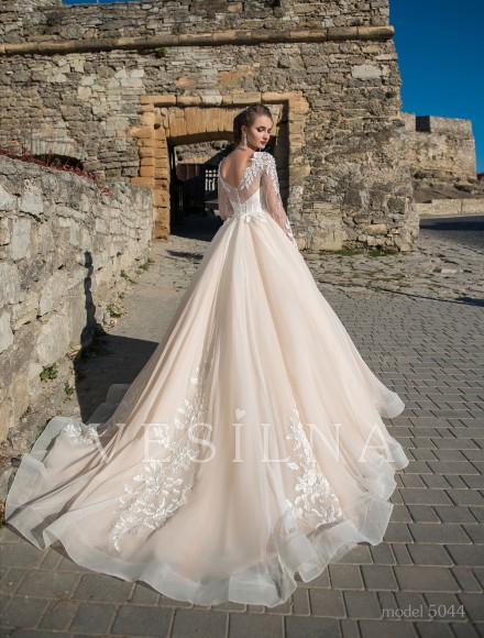 Коллекция «Flower on the stone»: Свадебное платье, модель 5044 фото №2