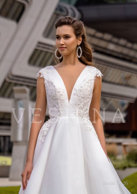 Коллекция «Passion of love»: Свадебное платье, модель 20-26 фото №2